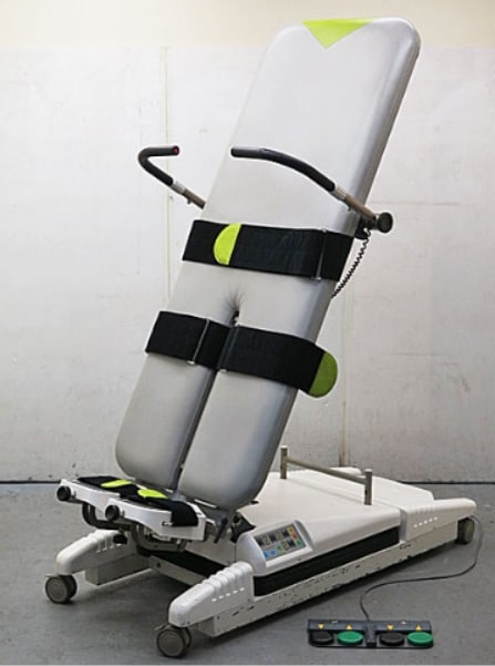 ※起立練習傾斜ベッドチルトテーブル装置：K1430ML（ミナト医科学株式会社）
